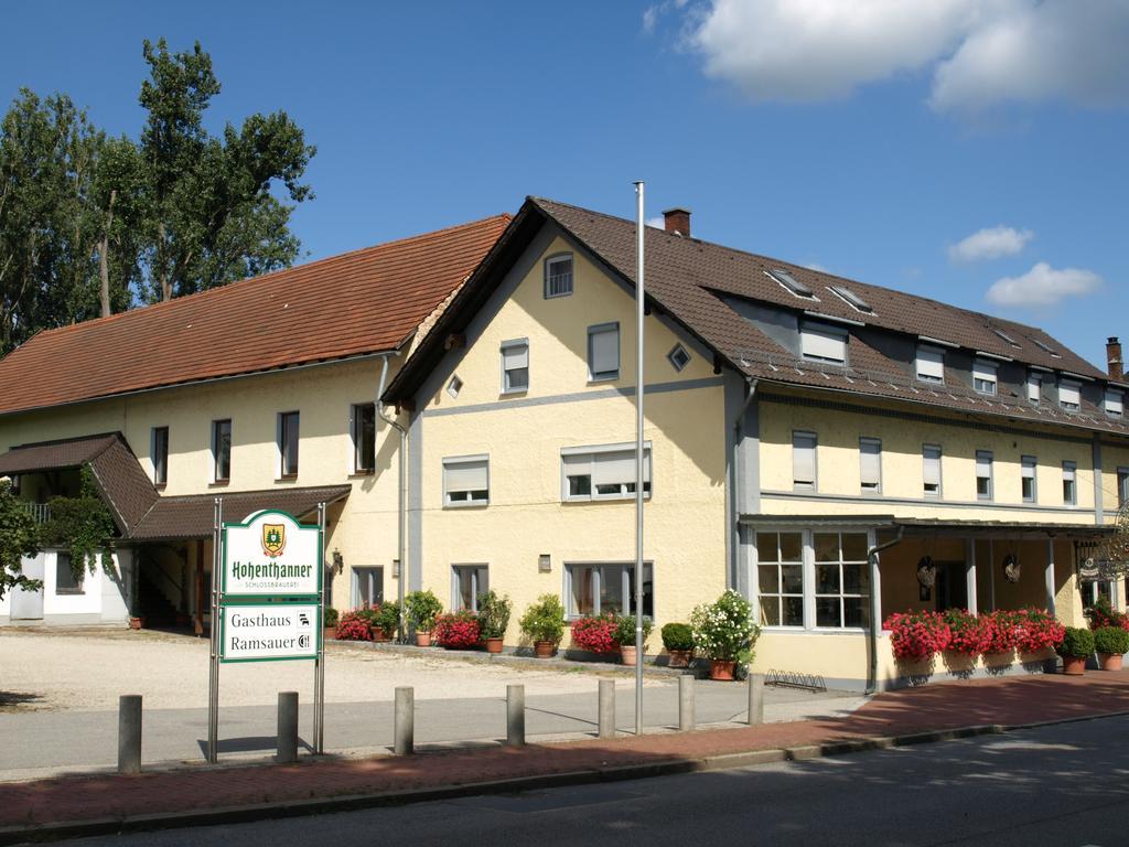 Gasthof Ramsauer Neufahrn in Niederbayern Екстериор снимка